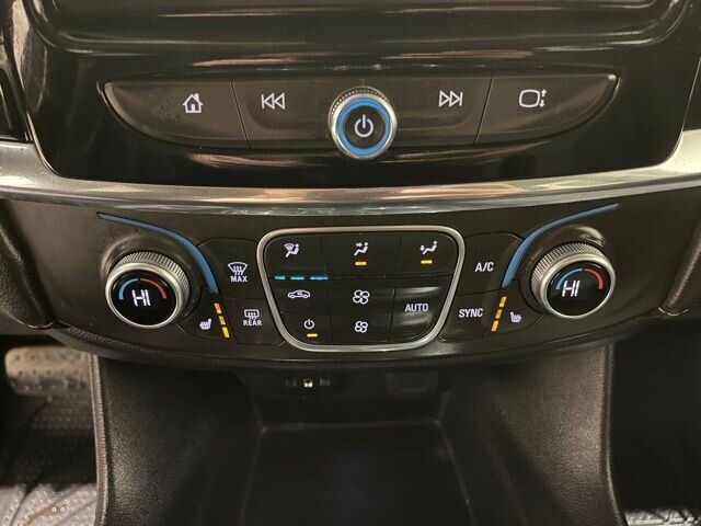 
 2018 Chevrolet Traverse LT Cloth w/1LT full									