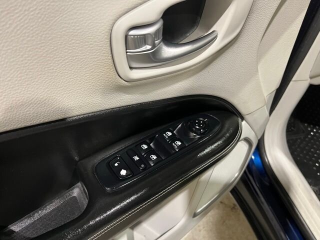 
 2018 Jeep Compass Latitude full									