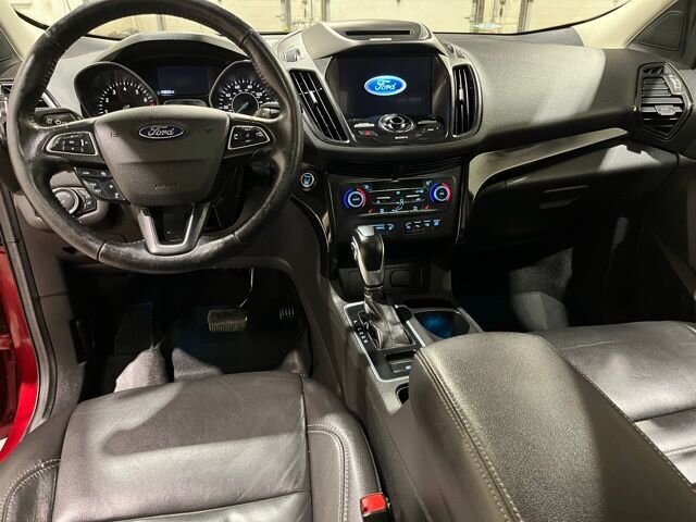 
 2018 Ford Escape Titanium full									