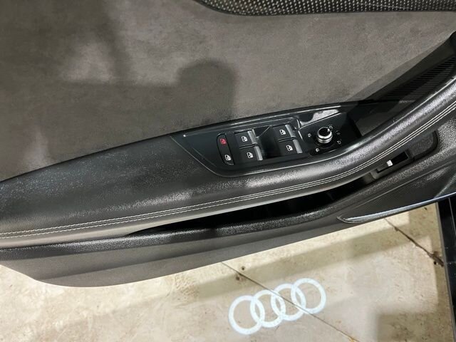 
 2018 Audi S4 3.0T Prestige quattro full									