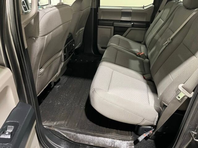 
 2020 Ford F-150 XLT full									