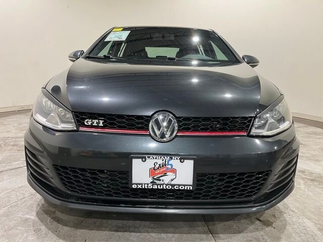 
 2017 Volkswagen Golf GTI S full									