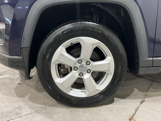 
 2018 Jeep Compass Latitude full									