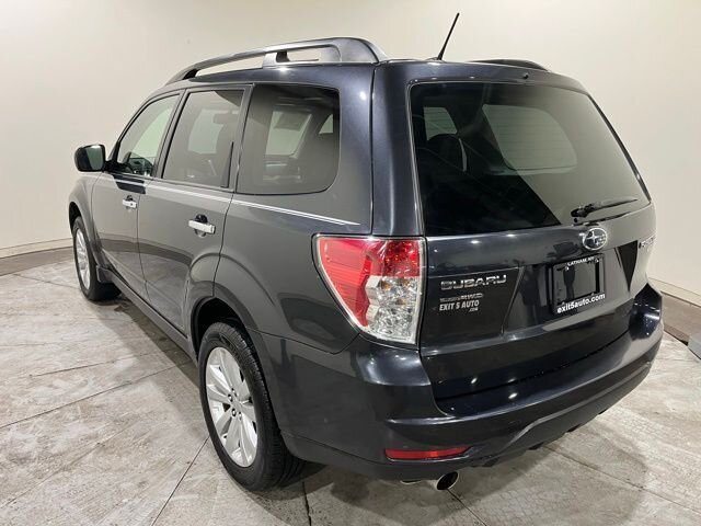 
 2013 Subaru Forester 2.5X Limited full									
