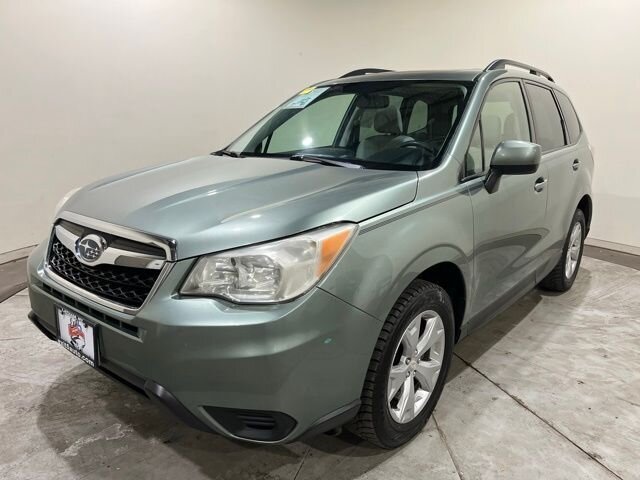 
 2015 Subaru Forester 2.5i Premium full									