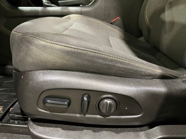 
 2018 Chevrolet Traverse LT Cloth w/1LT full									