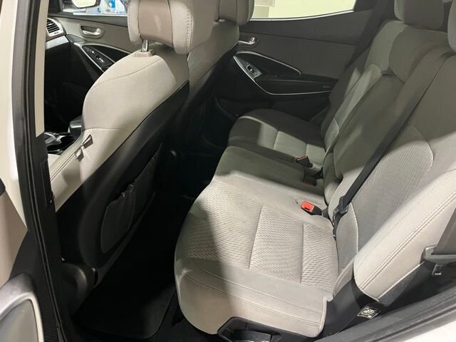 
 2017 Hyundai SANTA FE Sport 2.4 Base full									
