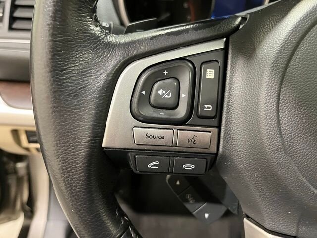 
 2017 Subaru Outback 2.5i Limited full									