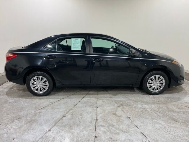 
 2017 Toyota Corolla L full									