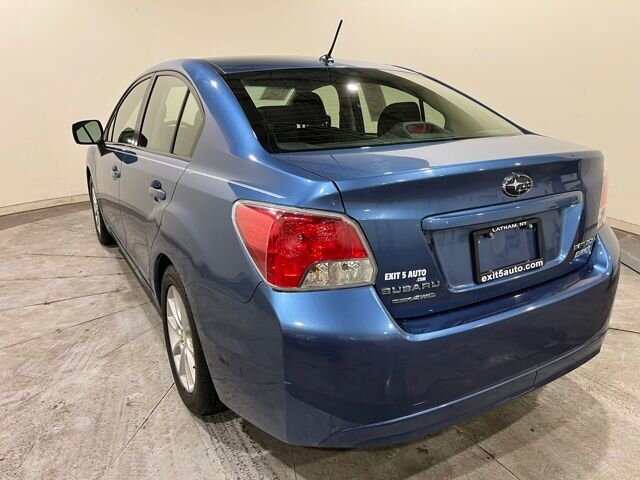 
 2014 Subaru Impreza 2.0i Premium full									