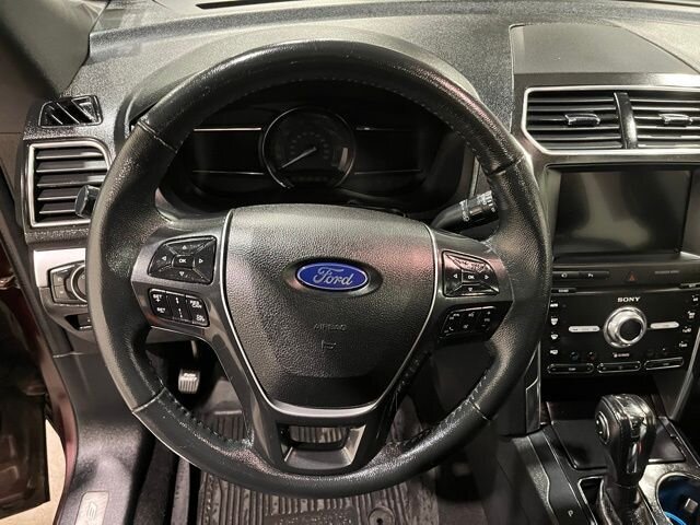 
 2019 Ford Explorer Limited full									