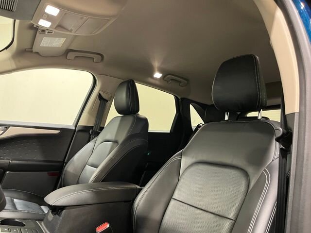 
 2020 Ford Escape SEL full									