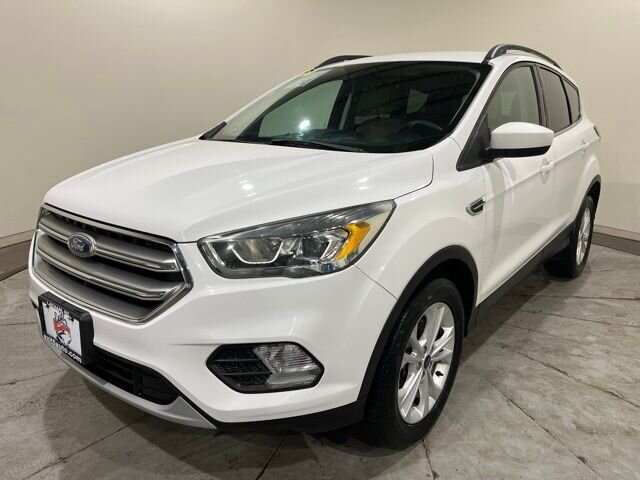 
 2017 Ford Escape SE full									