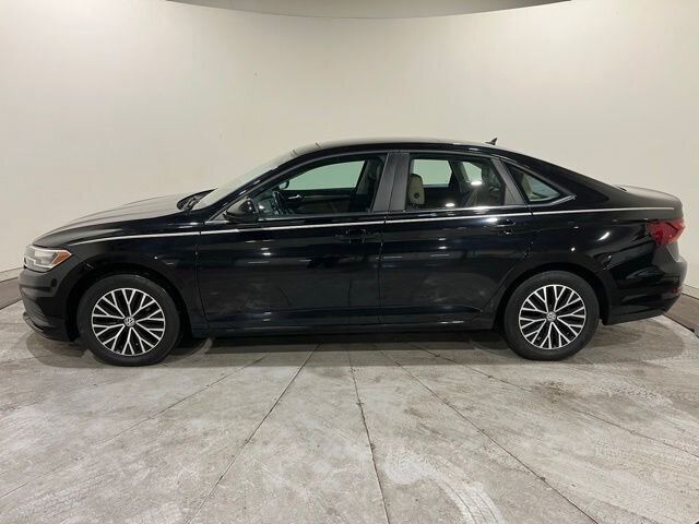 
 2019 Volkswagen Jetta 1.4T SE full									