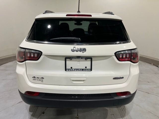 
 2018 Jeep Compass Latitude full									