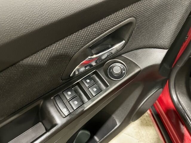 
 2014 Chevrolet Cruze 1LT full									