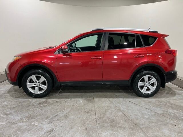 
 2014 Toyota RAV4 XLE full									