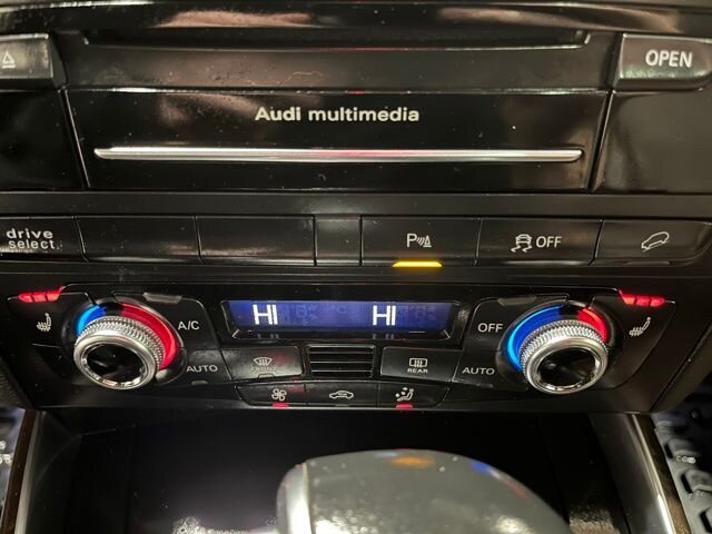 
 2016 Audi Q5 2.0T quattro Premium Plus full									