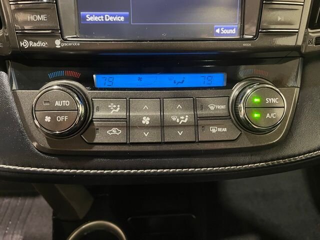 
 2014 Toyota RAV4 XLE full									