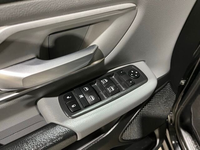 
 2020 RAM 1500 Big Horn/Lone Star full									