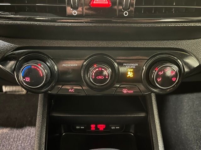 
 2020 Kia Forte LXS full									