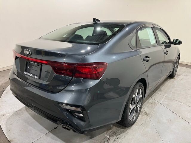 
 2020 Kia Forte LXS full									