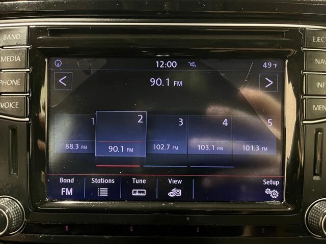 
 2016 Volkswagen Jetta 1.8T SEL full									