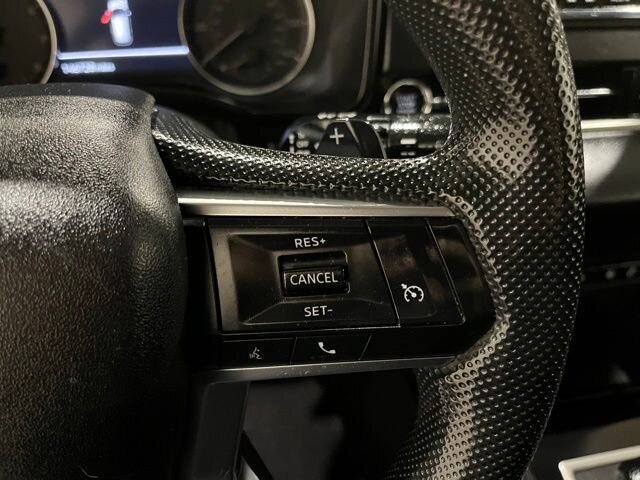 
 2022 Mitsubishi Outlander ES full									