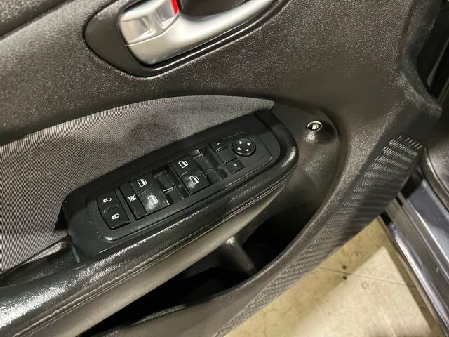 
 2013 Dodge Dart SE/AERO full									