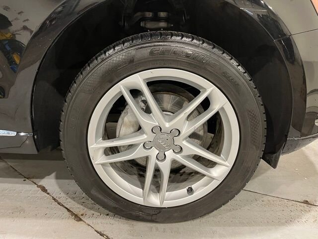 
 2016 Audi Q5 2.0T quattro Premium Plus full									