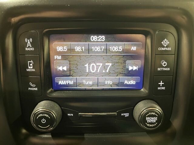 
 2018 Jeep Compass Latitude full									