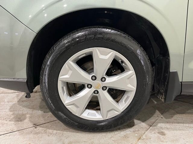 
 2015 Subaru Forester 2.5i Premium full									