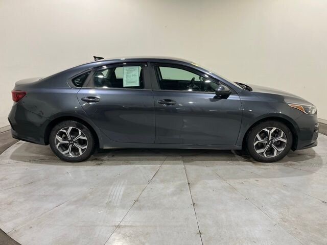 
 2020 Kia Forte LXS full									