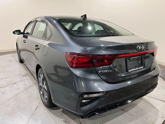
 2020 Kia Forte LXS full									
