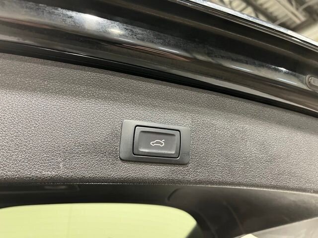 
 2016 Audi Q5 2.0T quattro Premium Plus full									