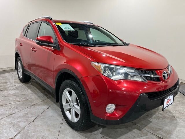 
 2014 Toyota RAV4 XLE full									