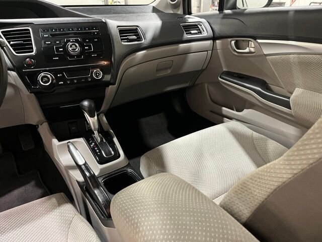 
 2013 Honda Civic Hybrid full									