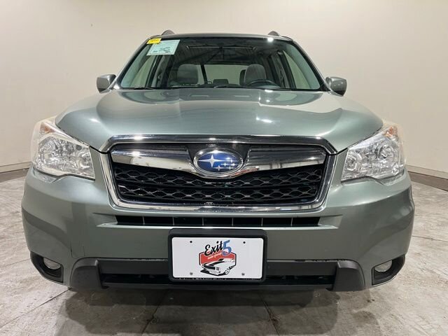 
 2015 Subaru Forester 2.5i Premium full									
