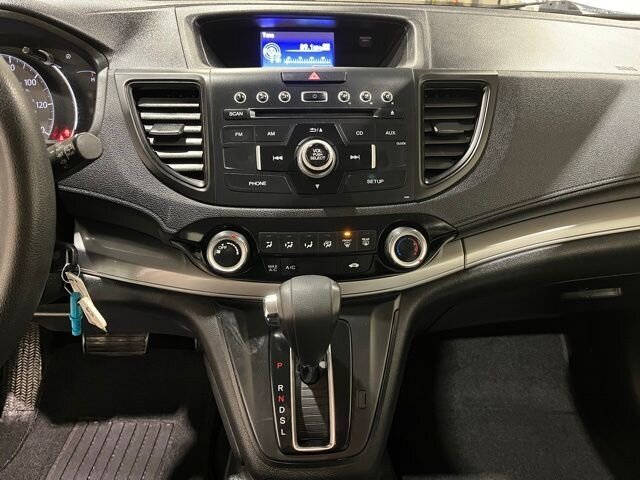 
 2015 Honda CR-V LX full									