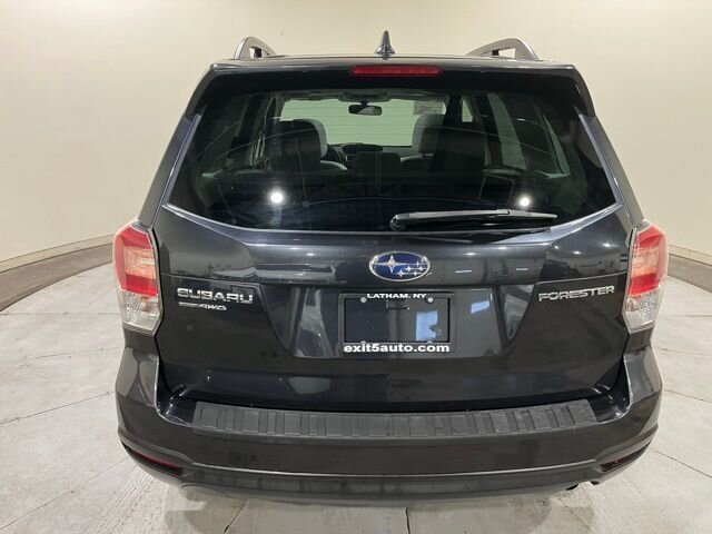 
 2018 Subaru Forester 2.5i Premium full									
