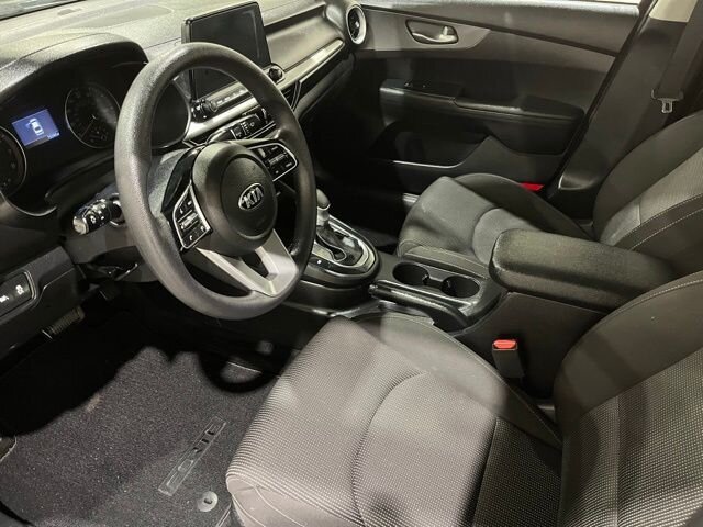 
 2020 Kia Forte LXS full									