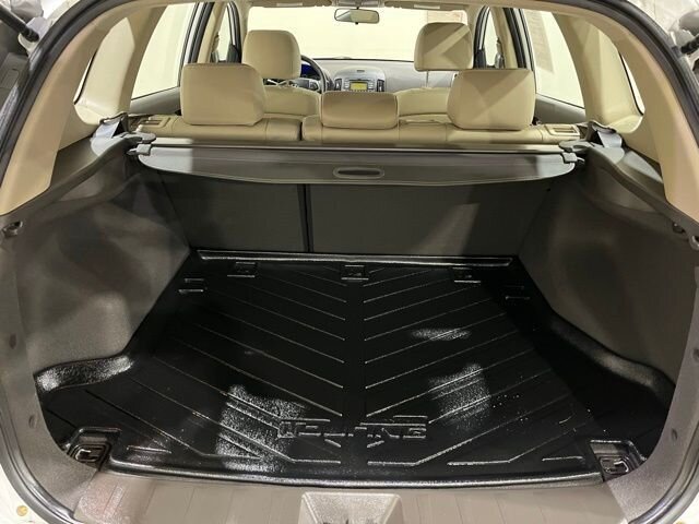 
 2011 Hyundai ELANTRA Touring SE full									