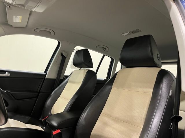 
 2016 Volkswagen Tiguan S 4Motion full									