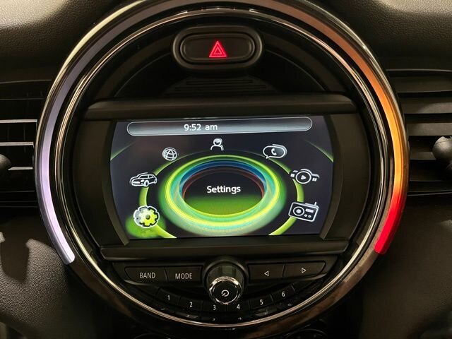 
 2017 MINI Cooper 3-door Base full									