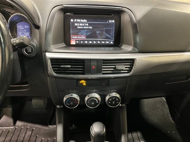 
 2016 Mazda CX-5 Touring full									