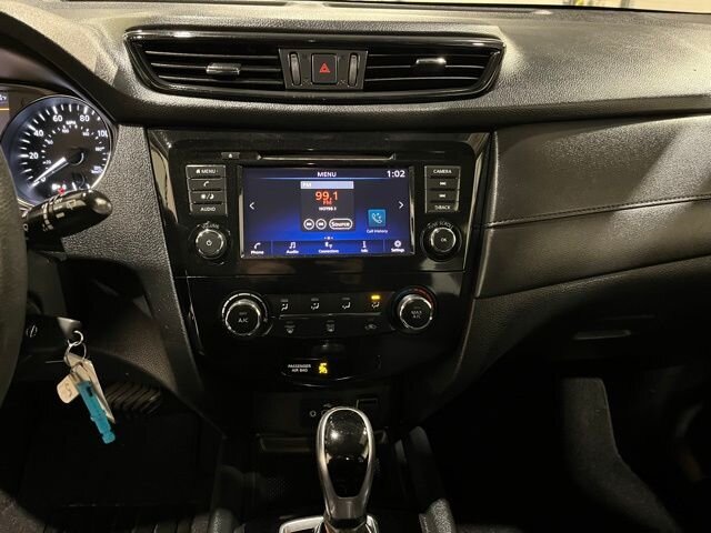 
 2019 Nissan Rogue S full									