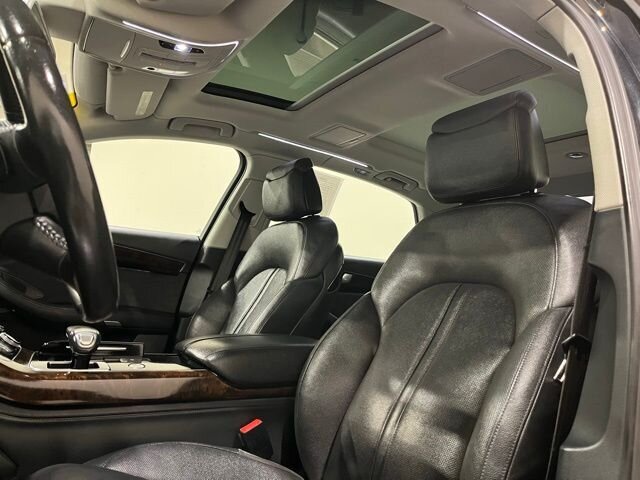 
 2015 Audi A8 L L 3.0T quattro full									