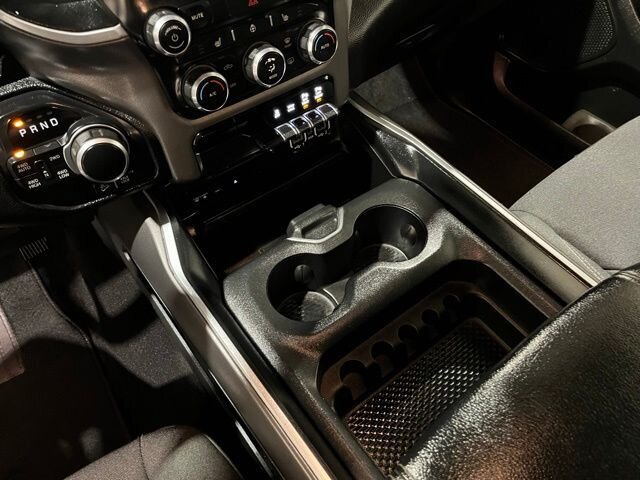 
 2019 RAM 1500 Big Horn/Lone Star w/ Apple Car Play full									