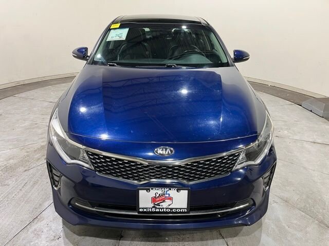 
 2018 Kia Optima S full									