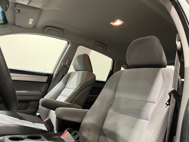 
 2011 Honda CR-V SE full									